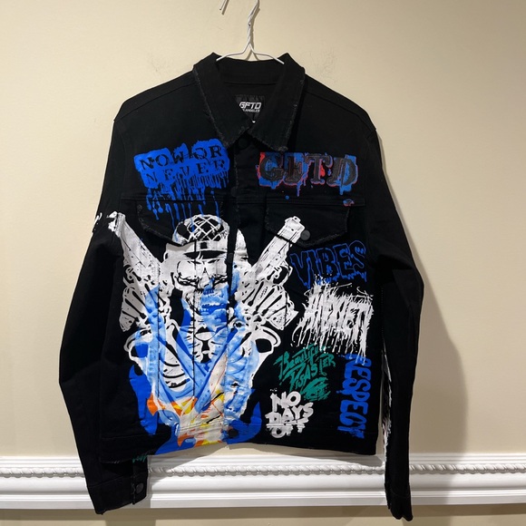 Brand New Mens GFTD Los Angeles Black Streetwear Skull Painted Denim Jacket - Picture 1 of 6